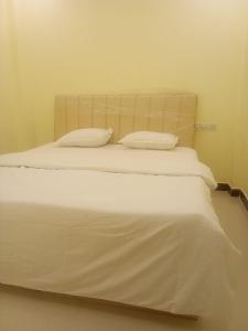 Hotel ECOSIA Private Rooms And Restaurants