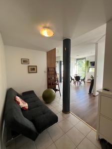 ꕥ Oceanfront Modern Apartment ꕥ