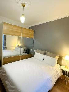 Appt rénové proche Montmartre Gare du Nord et EST