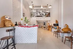 廊曼斯洛特旅舍 - 班敦孟