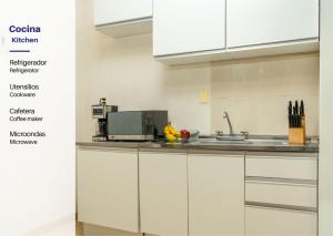 New Apt Celebrate Mexican Independence in Acapulco