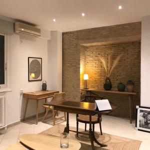 Central Kolonaki Living