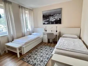 Private Apartment & rooms near fairground Hannover - Arnum