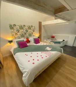 Appartements Le Cocon des Remparts-Romantique a Pierrefonds : photos des chambres