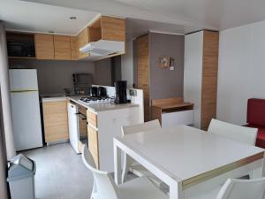 HARMONIE Mobil home au cœur dun camping 5 étoiles