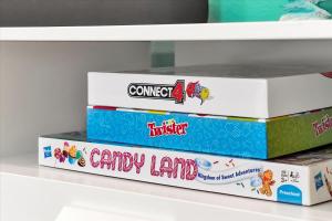 Modern 3-Bed Townhouse with Game Room & Hot Tub