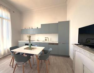 10 Monaco - 10 Italia - Incantevole vista mare