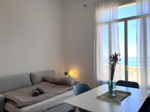 10 Monaco - 10 Italia - Incantevole vista mare