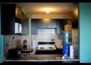 The king inn Habitacion # 3 Estadia por habitacion