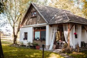 Erdőszéli Házikó - باجة