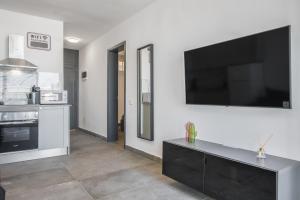 Patalavaca Beach, One Bedroom Apartment