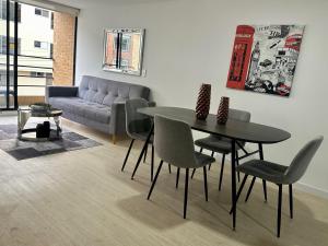 Bello apartamento a 2 cuadras de Unicentro