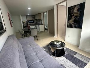 Bello apartamento a 2 cuadras de Unicentro