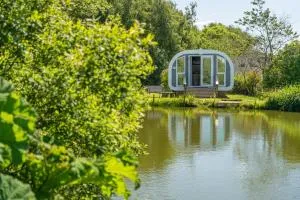 Broom Leisure Camping Pods - 安南