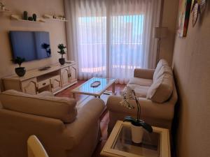 Precioso apartamento nuevo en Torreblanca Fuengirola, a 300m de la playa- piscina, gimnasio, sauna