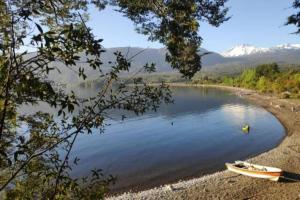 Casa familiar, vistas panoramicas del lago y cordillera