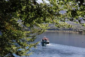 Casa familiar, vistas panoramicas del lago y cordillera