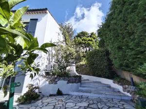 Haut de villa vue mer panoramique sur Golfe de Saint-Tropez