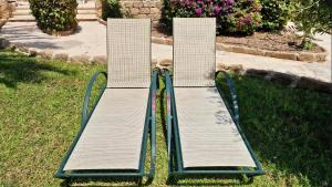 Agapi Apartment Limnaria Gardens near Paphos Harbour & Beach