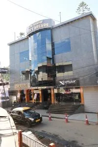 XCELSIOR HOTEL AND SPA by ROH - 乞拉朋齐