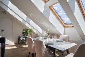 Marbello Apartment Wroclaw