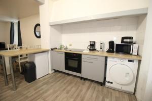 Verdun - Centre Ville - 3 couchages - Proche gare - 1 chambre - 5 personnes - Wifi - Géré par Presta-ZenServices