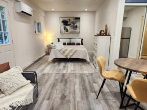 Peaceful and Cozy Studio