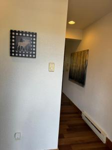 Stay at The Loose Moose Lodge 8 Near RMNP