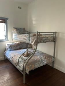 Full house in the centre of town