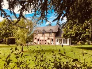 Château Folies - Escapade Nature Gîte 120m2 - 5 couchages - Saint-Julien-de-Mailloc