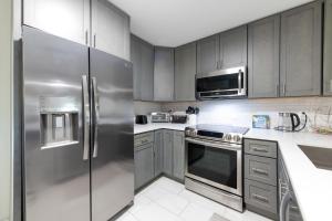 Sunny - Pool - Close to Beach - Fishing - Boat Ramp