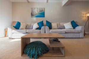 The Secret Garden - West Sussex - 3BR House with Drive