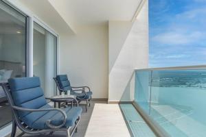Encantame Towers 2 -Bedroom Luxury DLX Verano E905- Corner Balcony