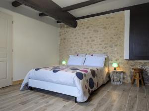 Maisons de vacances Maison familiale avec piscine privee et jardin pour 11 pers - FR-1-653-265 : photos des chambres