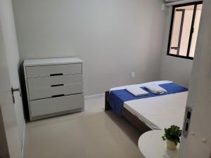 Apto vista mar com 3 quartos e churrasqueira, 4 min praia