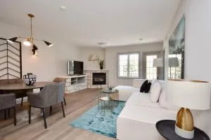 Top Level Beautiful Suite - Midhurst