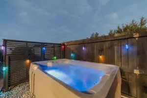 Zenith Escapes Your Quintessential 4BR Haven - Wigram