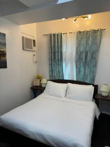 Rams crib at san lorenzos place condo