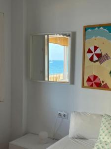 Apartament sea view and direct beach access