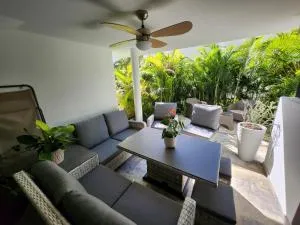 Le Paille-en-Queue - Grand Fond