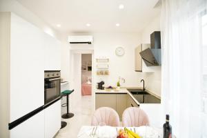 Lux center, 2camere, 2bagni, train station SMN