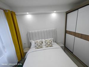 Cozy home by Mia collective