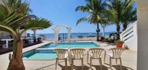 Phi-Phi Beach Resorts & Hotel