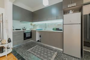 Celias Apparntment Serres