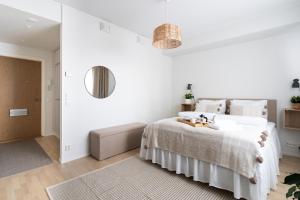 Snow Lodge Hosted by Hygge Host