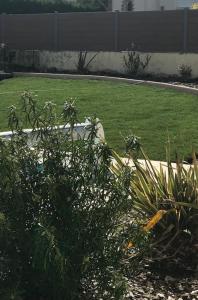 Appartements Appartement T3 individuel avec acces piscine et jardin prives : photos des chambres