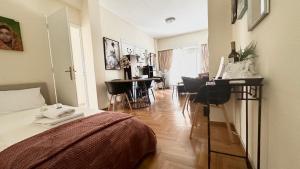 Harokopio Apartment in Athens