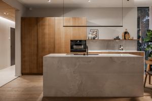 Elegant escape in Prime location