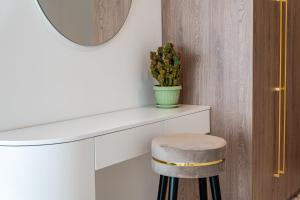 Sky suite Near center