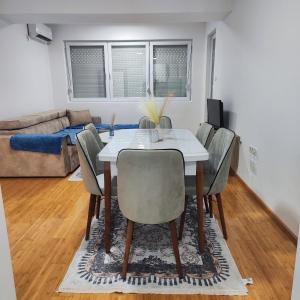 Apartment Vuchkovi